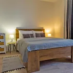 Mont Gostinjska kuća 3*