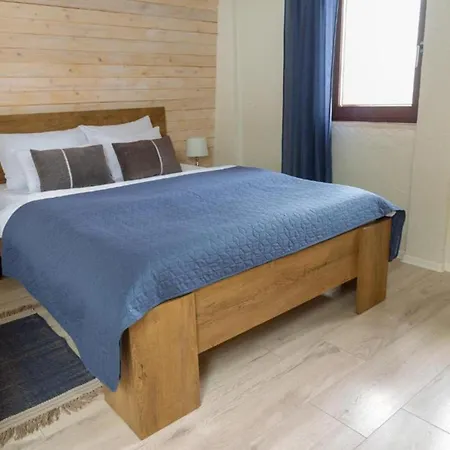 Mont Guest house 3*